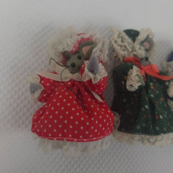 Vintage 80s Set Of 3 Handmade Country Granny Mouse Dolls Floral Dresses - Picture 4 of 5